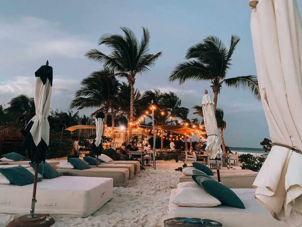 Honeymoon in Riviera Maya: where to stay? Akumal, Puerto Morelos, Tulum, Playa & more